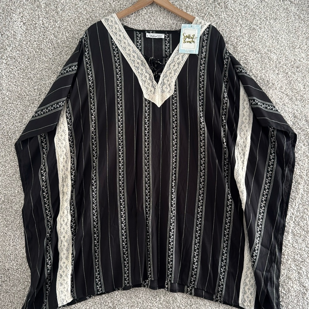 Salty Lemon Black &‎ White Embroidered Swim Coverup